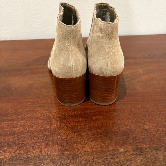 1. State Suede Chelsea Boot - Taupe, 10 - Picture 5 of 8